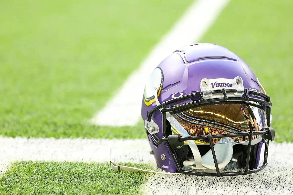 Vikings trade into the top 10 of new 2026 NFL Mock Draft