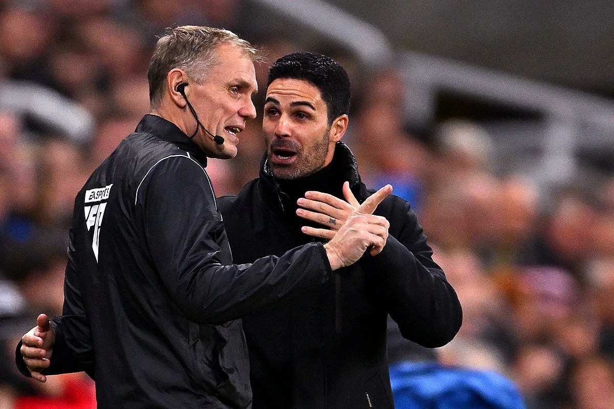 Former Premier League referee admits VAR is ‘not fit for purpose’