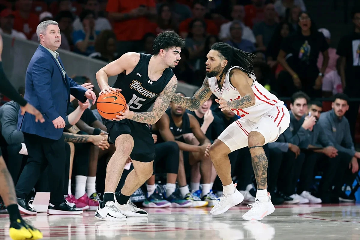 Tall Towson Tigers guard Tyler Tejada coming to Cincinnati Bearcats