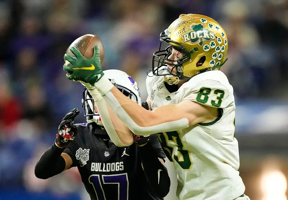 Iowa football offers rapid riser, 2029 TE Caiden Snow