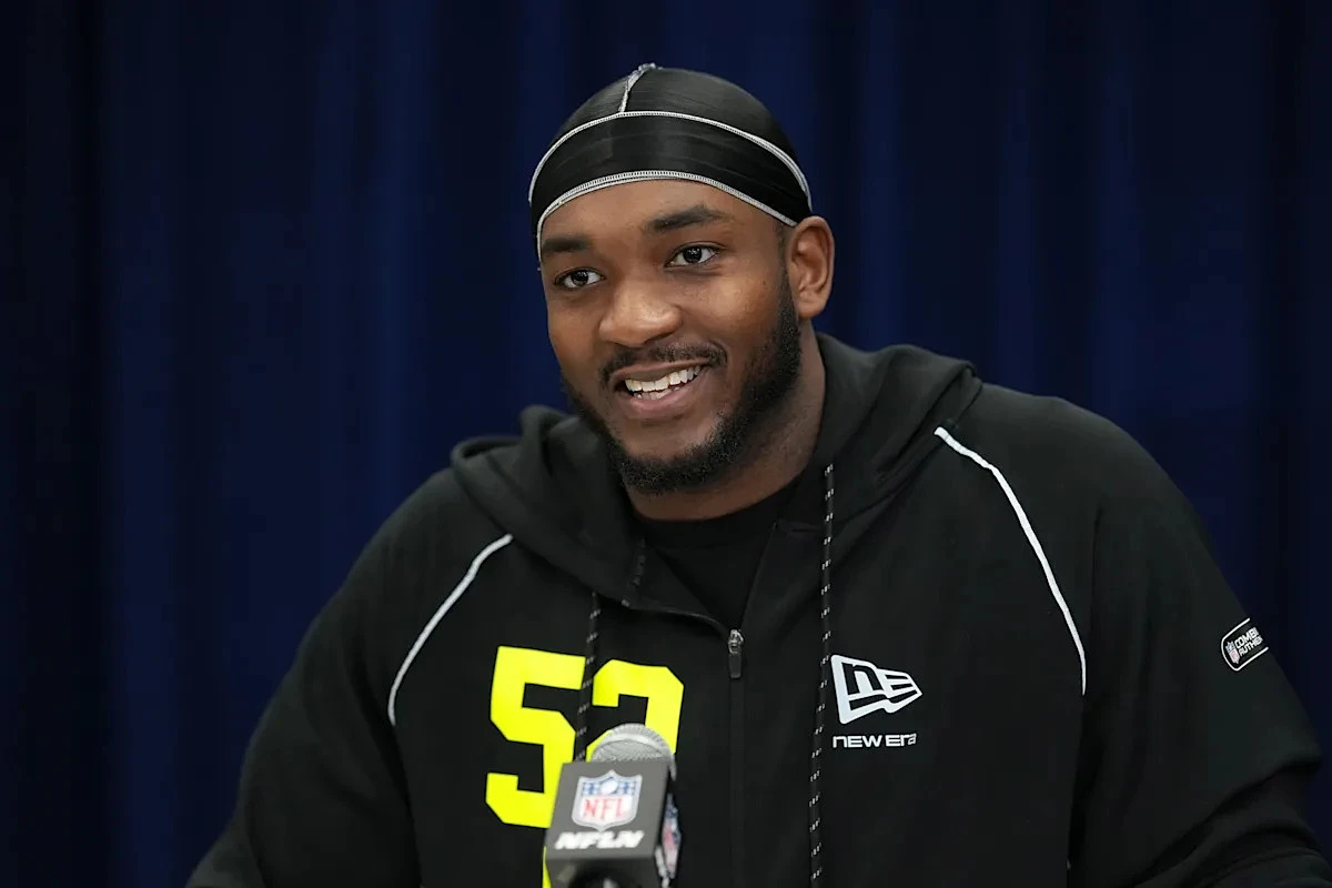 NFL Draft Profile: Michigan Football edge rusher Derrick Moore
