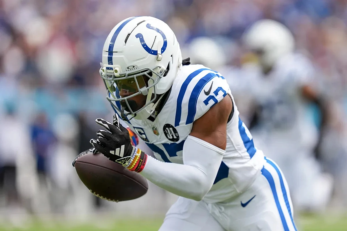 ESPN NFL Insider believes the Colts will trade CB Kenny Moore II pretty soon here