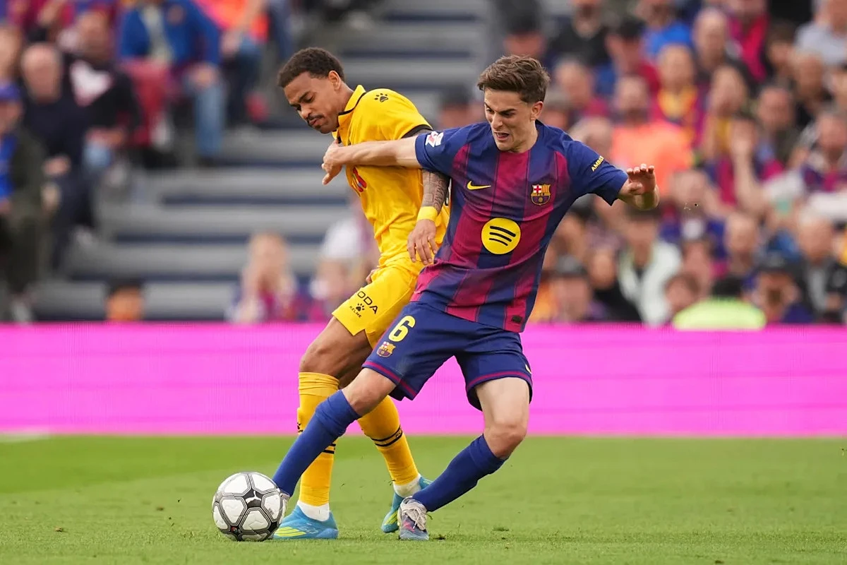 Watch: Barcelona fan-favourite caught in heated clash with Espanyol players after derby win