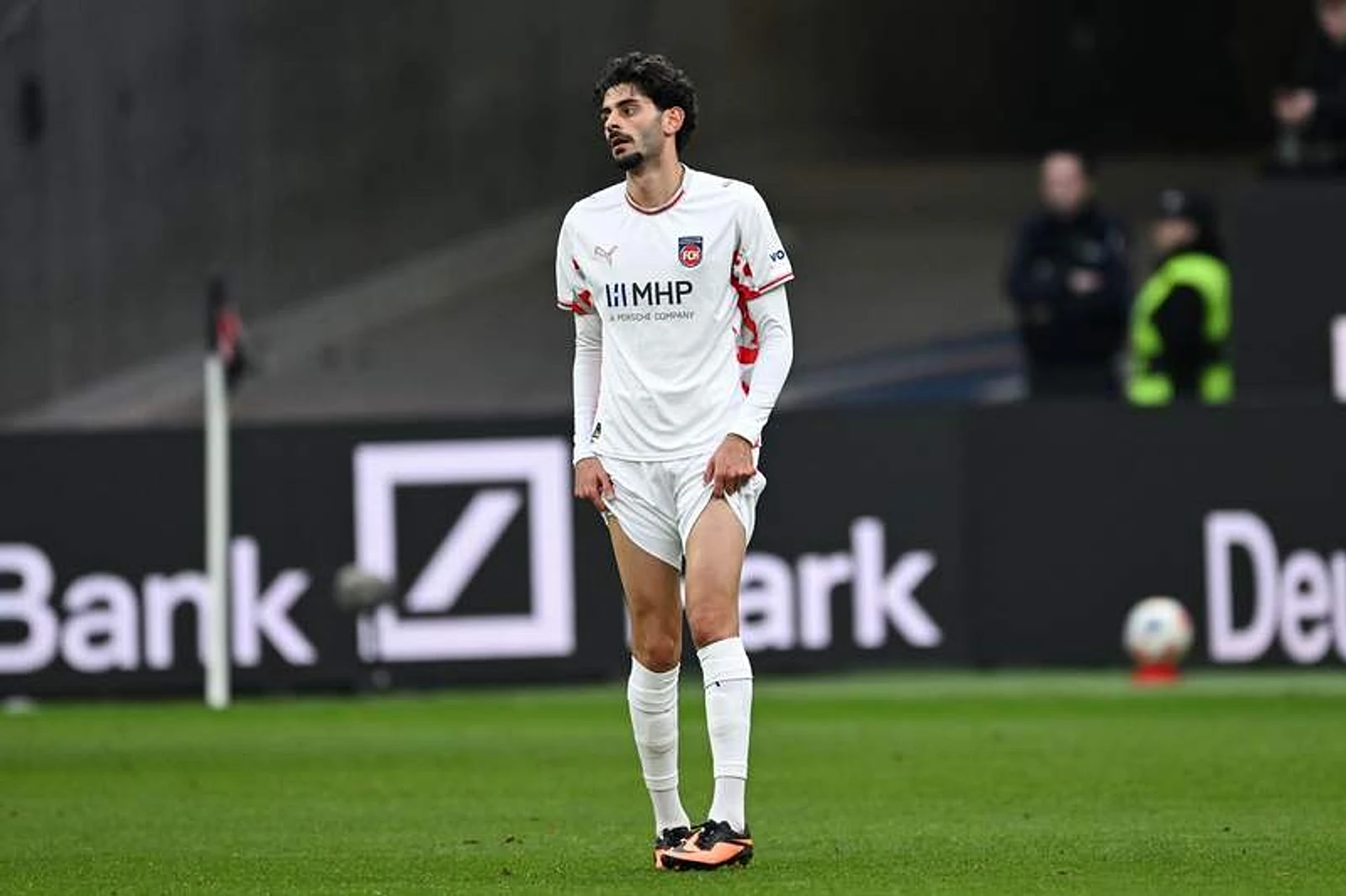 Call for stem cell donors: Partner of Bundesliga player has leukaemia