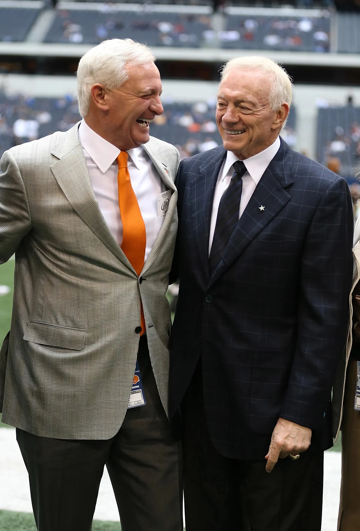 As draft rumors swirl, why Cowboys trade up with Browns when many ‘trying to drop down’