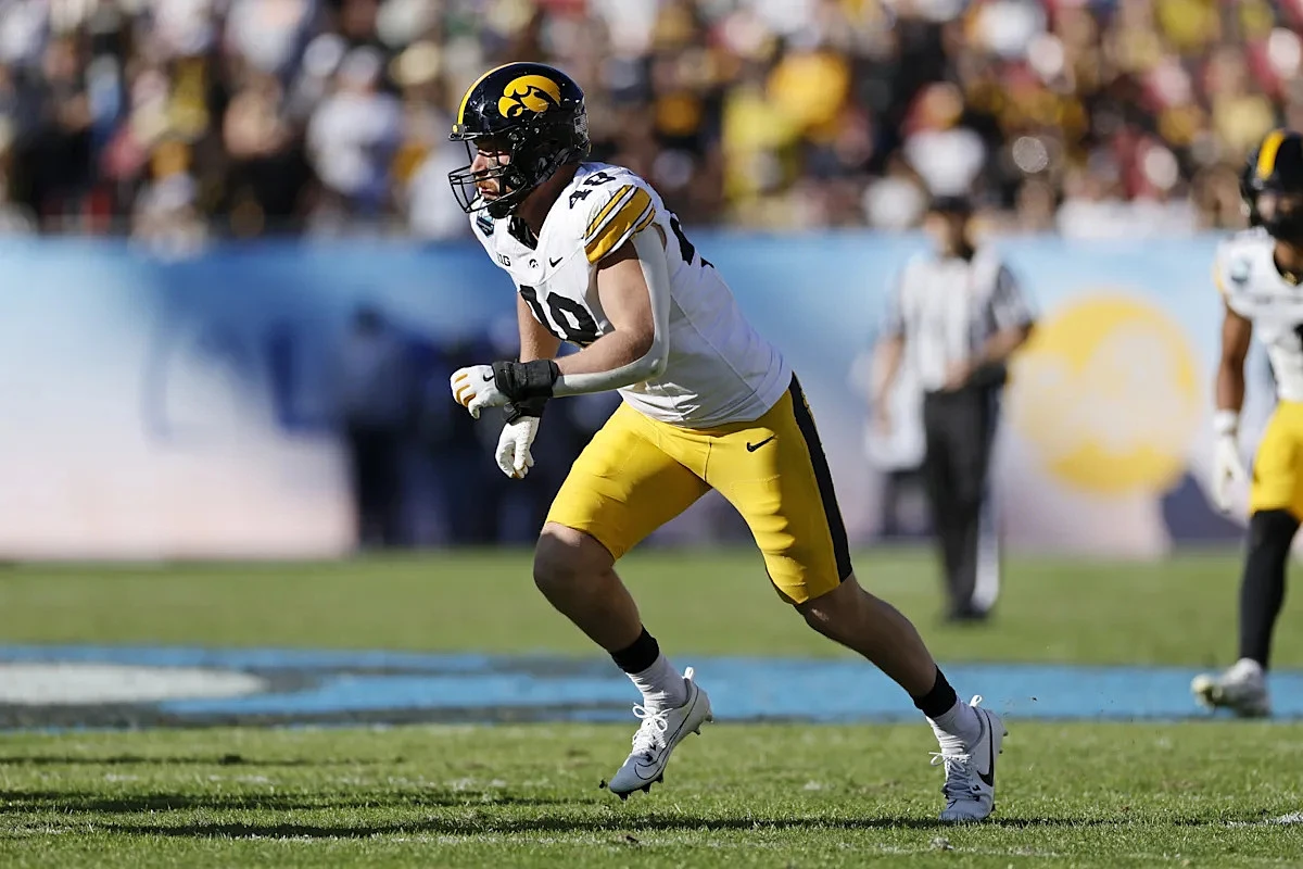 Could Max Llewellyn Give the Commanders a Day 3 Pass Rush Specialist?