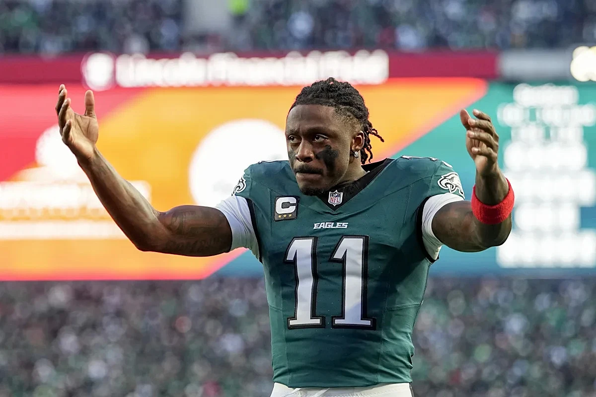 Eagles leak wild theory that could signal A.J. Brown trade