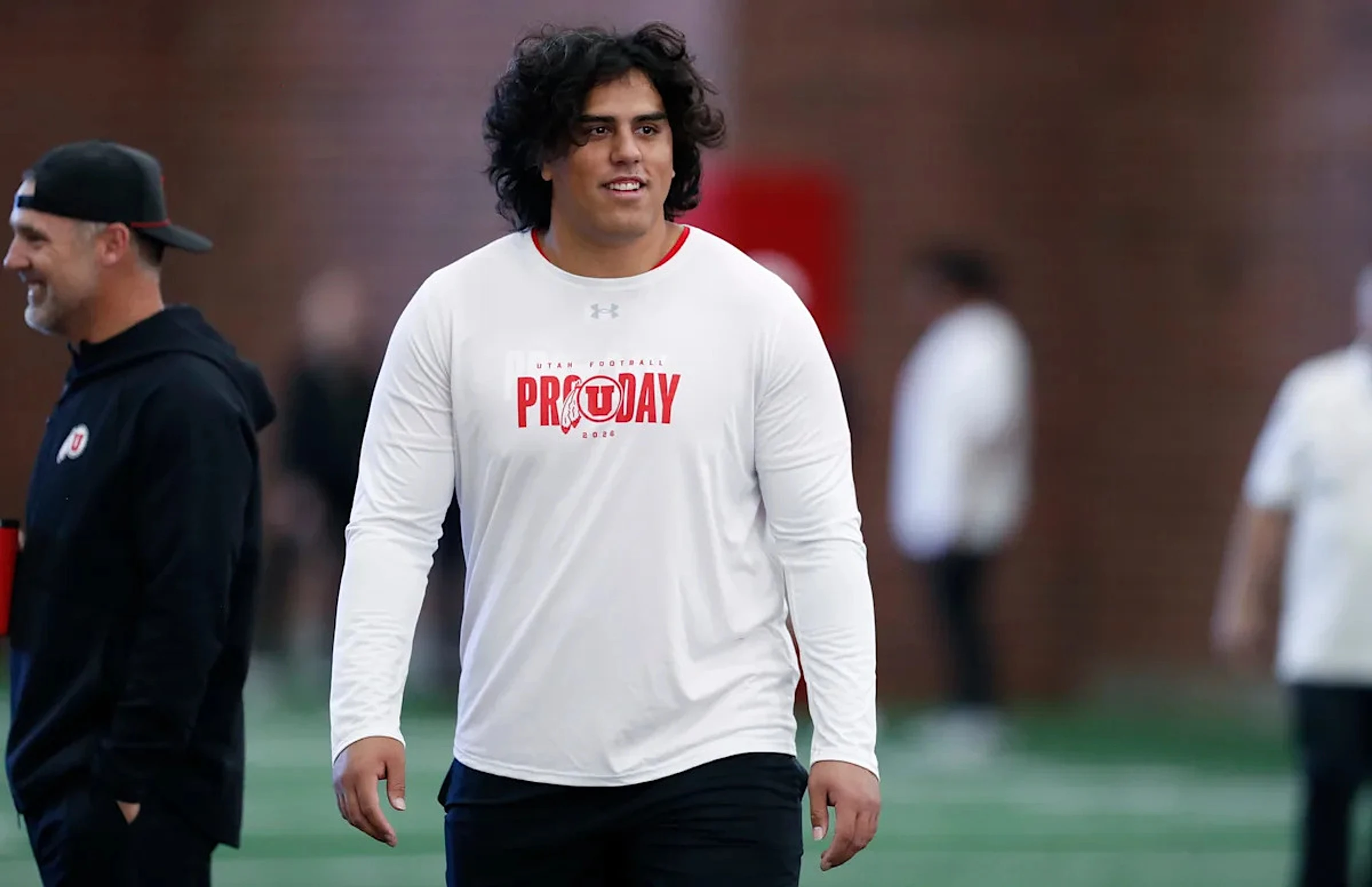 Steelers trade up for Spencer Fano in new mock draft