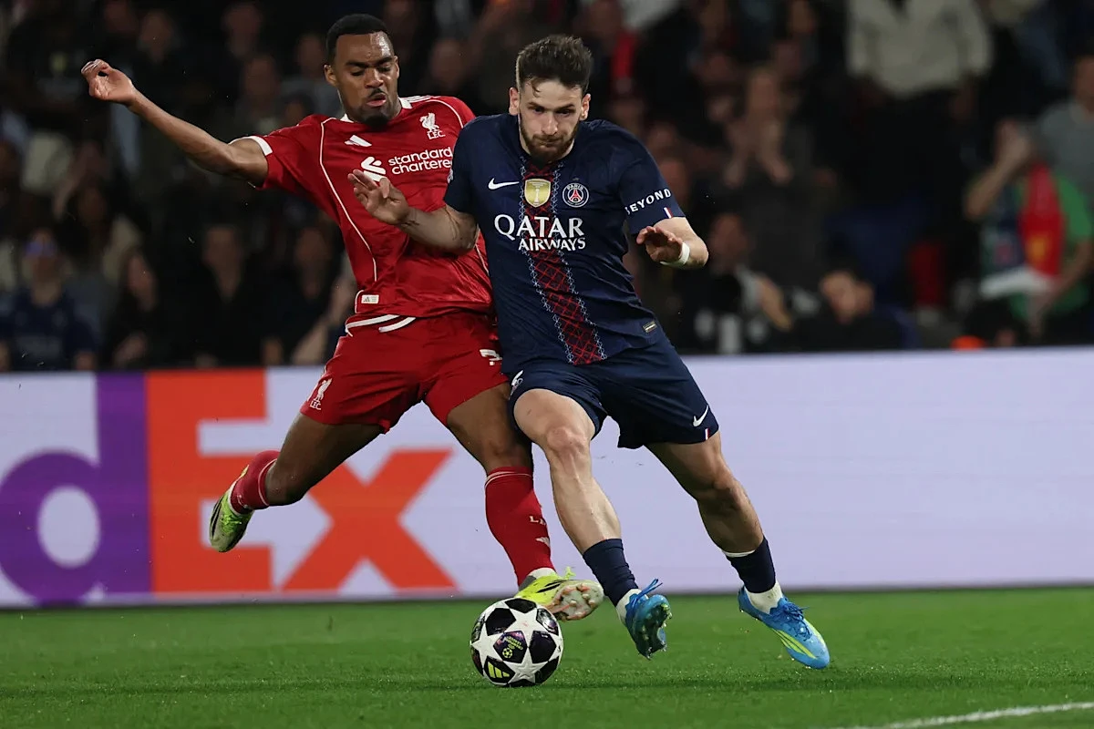 🚨 Liverpool v PSG, the official line-ups!