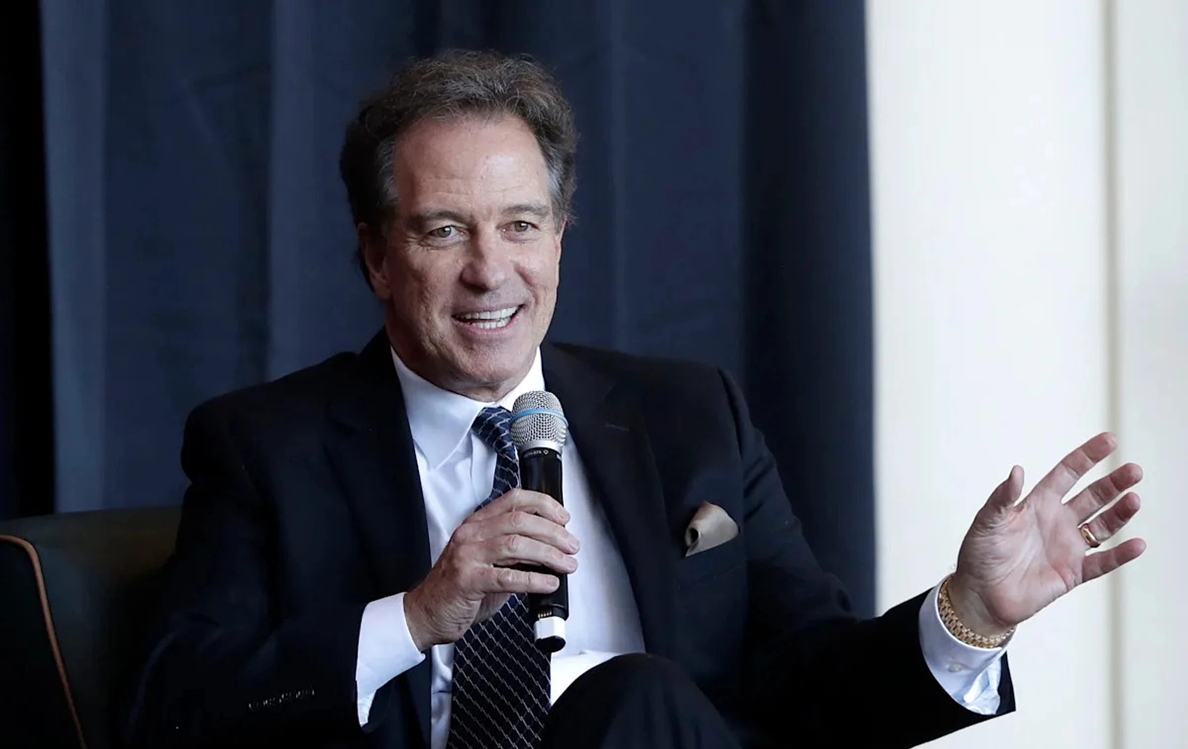 Suns-Trail Blazers announcers: Who is calling the NBA play-in game?