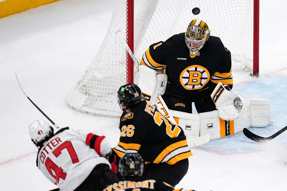 Kastelic scores 2, Swayman posts shutout as Bruins stop Devils 4-0 to clinch East's top wild card