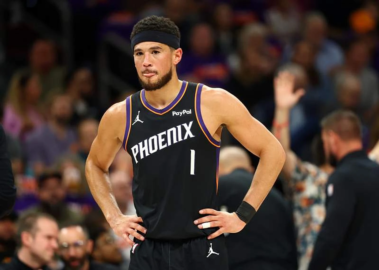 Phoenix Suns’ late-game struggles continue in biggest game of the year - Image 1