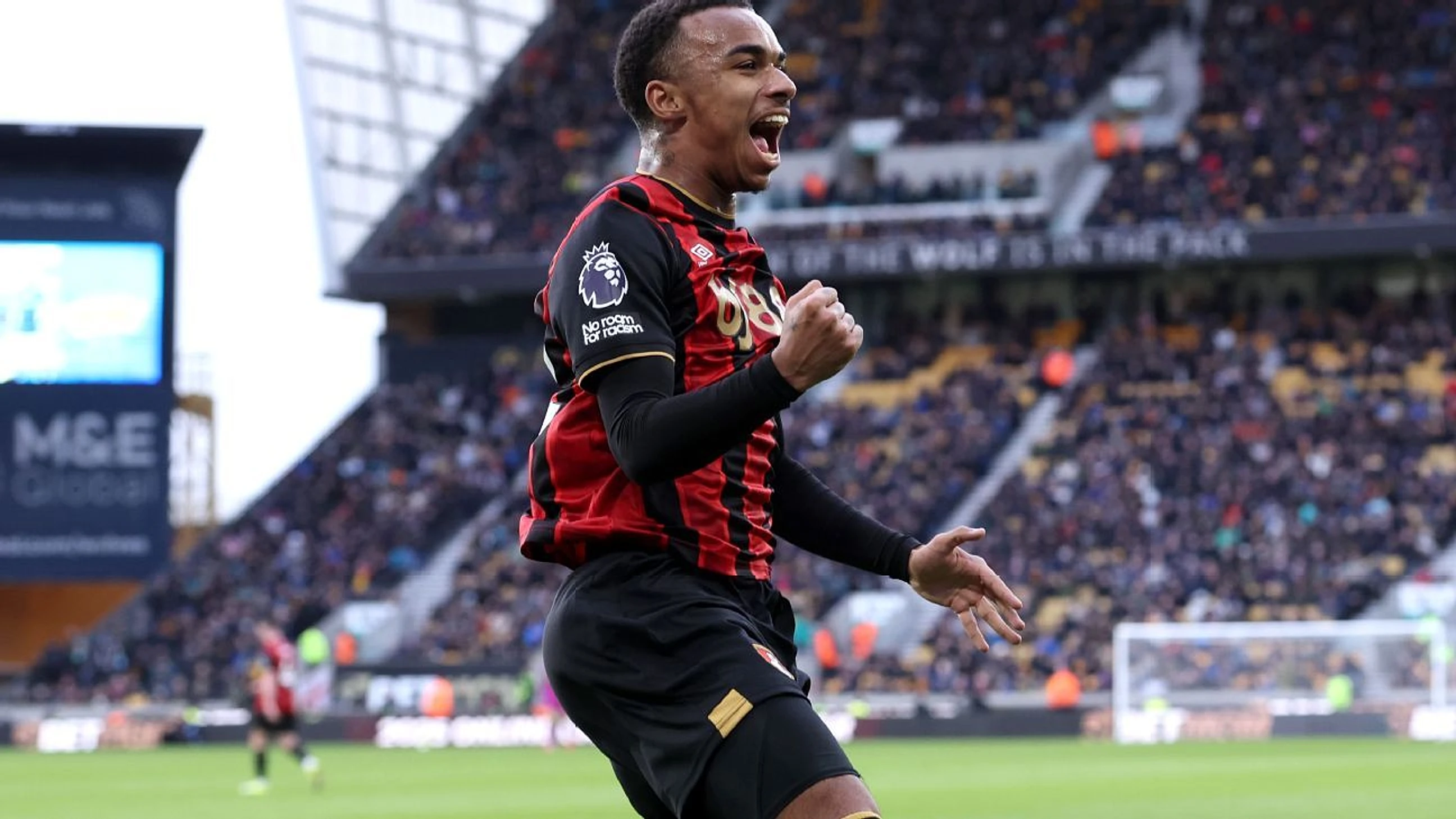 Transfer rumors, news: Man United, Liverpool, Chelsea eye Bournemouth striker
