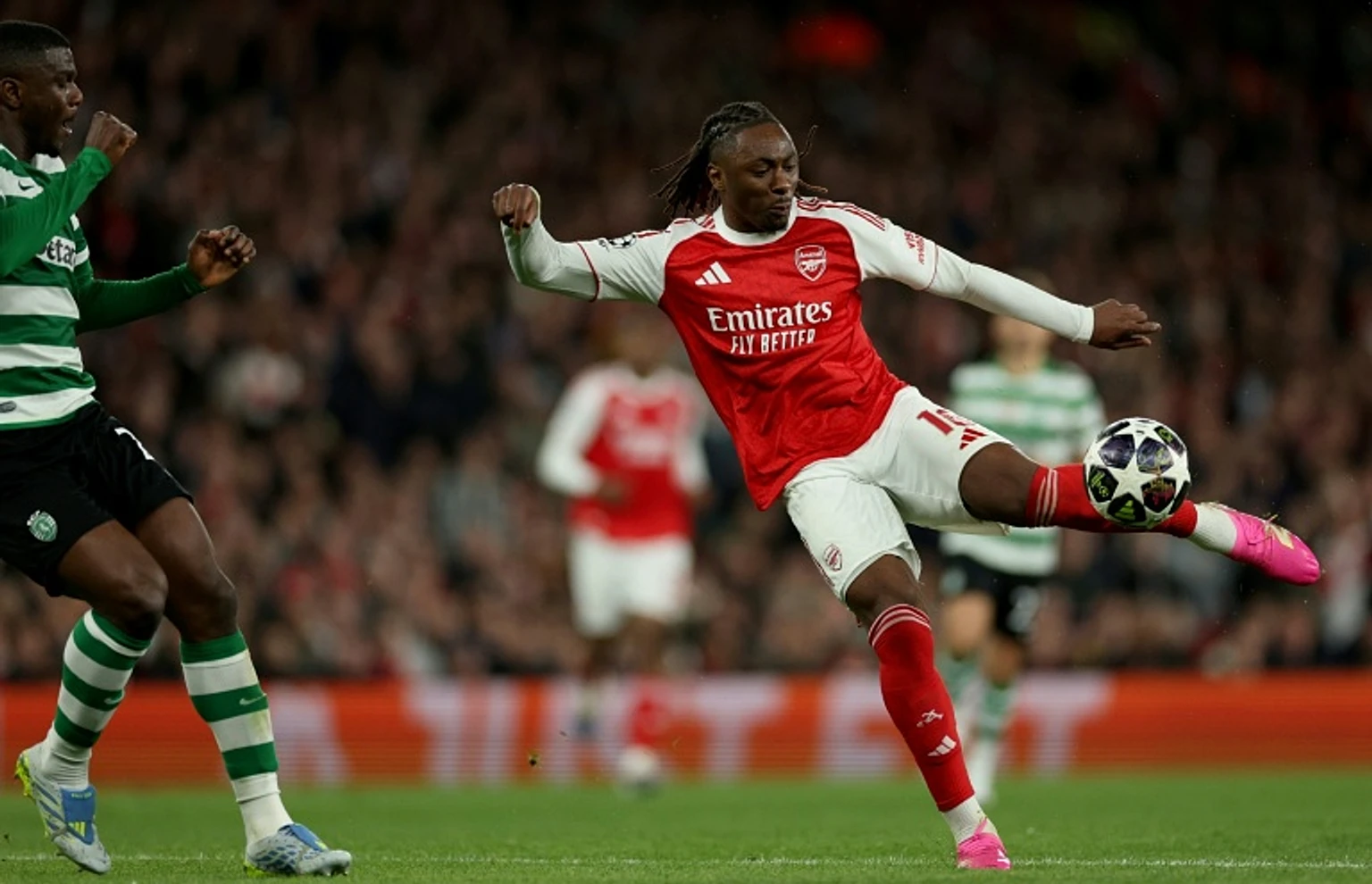 Arsenal survive tense Sporting stalemate to reach Champions League semis