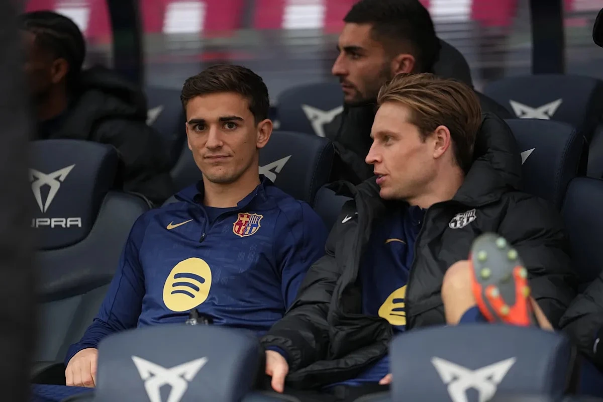 Two Barcelona midfield stars train voluntarily at club facilities on off day
