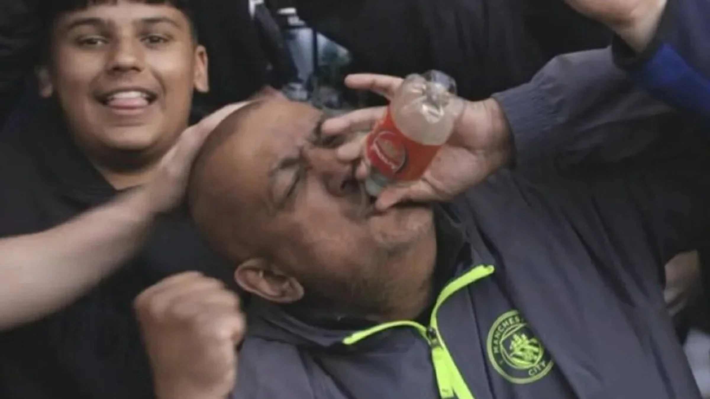 Was the City fan with the Arsenal bottle a plant?