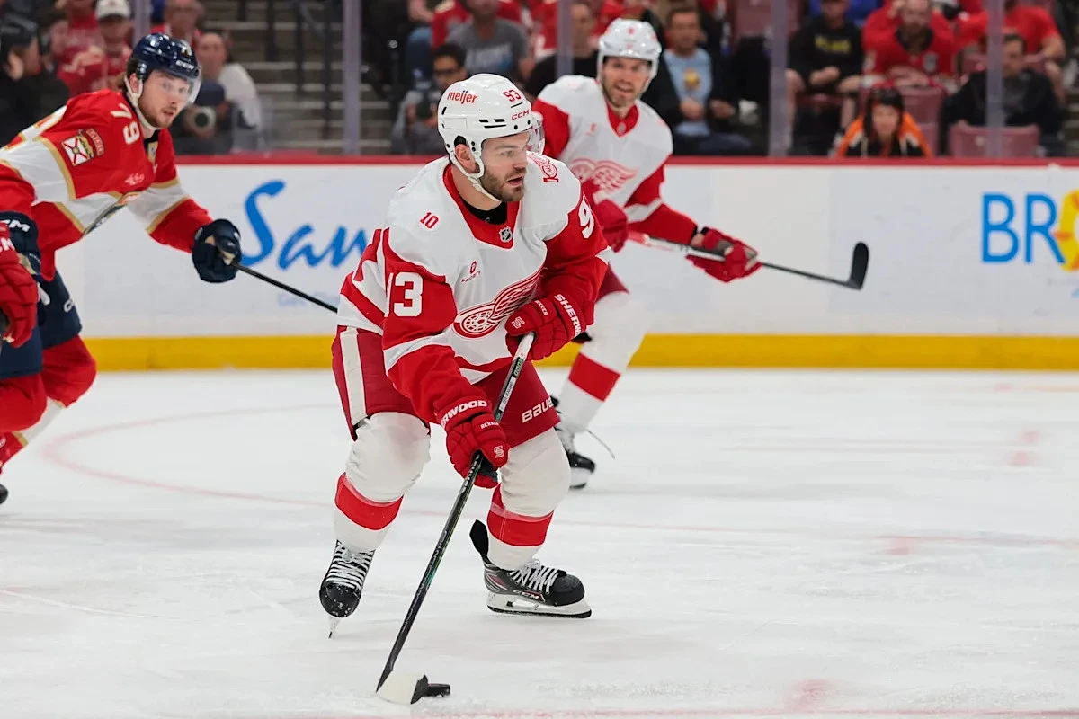 DeBrincat: Red Wings Should be Embarassed to Miss Playoffs Again