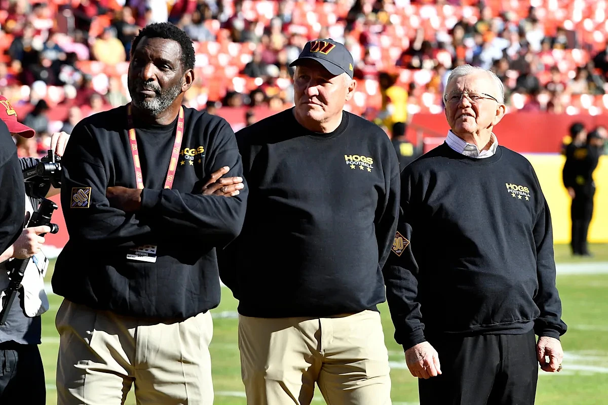 Washington legend tells truth about Commanders' new uniforms