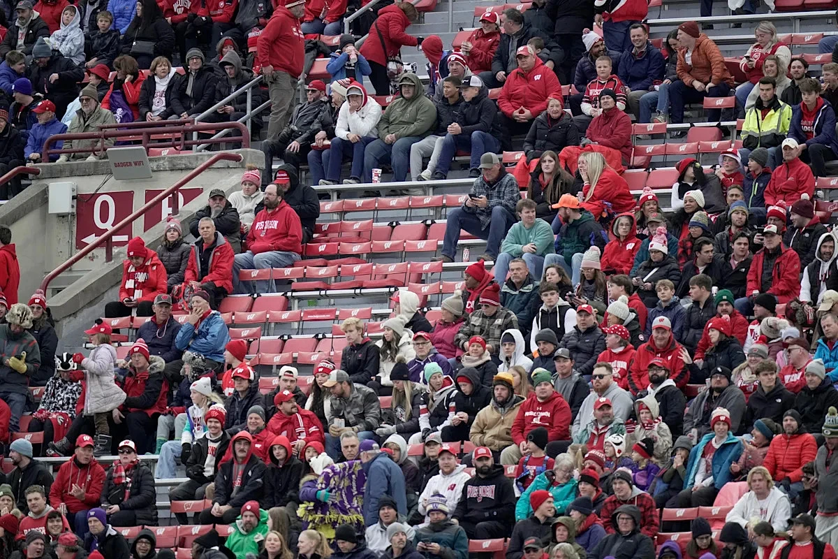 How waning Wisconsin football fan interest impacts Badgers’ next budget
