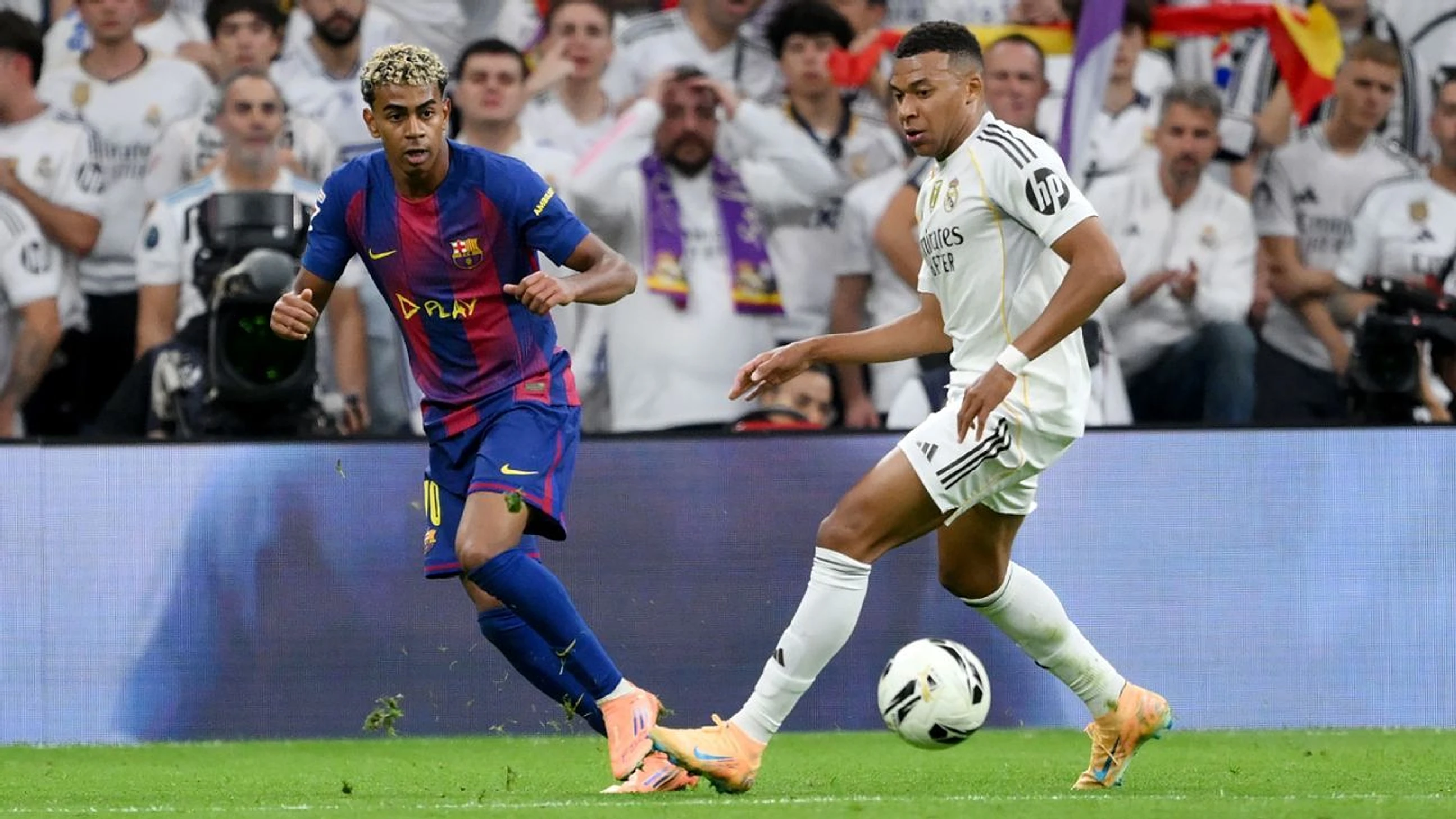 Barça have gone backwards, Madrid set for barren year. How can they be fixed?