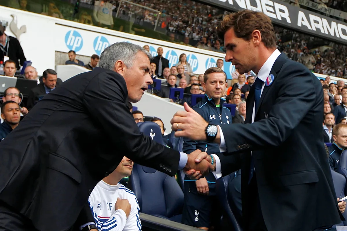 Title race in Portugal has Porto and Villas-Boas leading mentor Mourinho at unbeaten Benfica