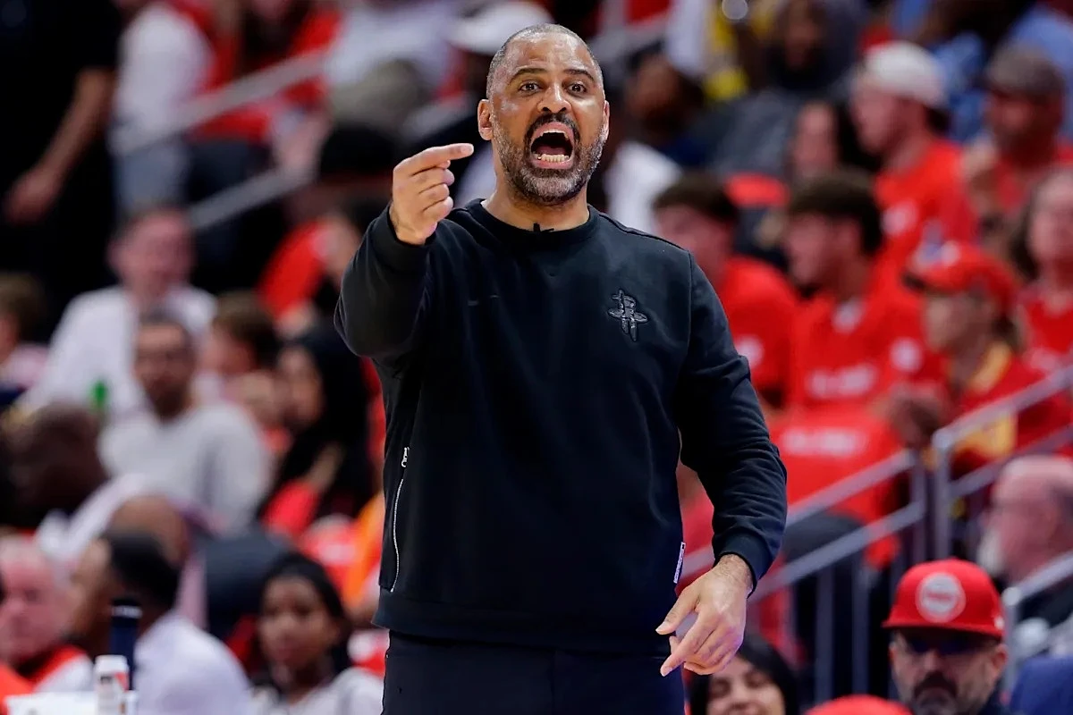 A 6-point lead, 30 seconds left, and a Rockets unraveling that flipped Game 3