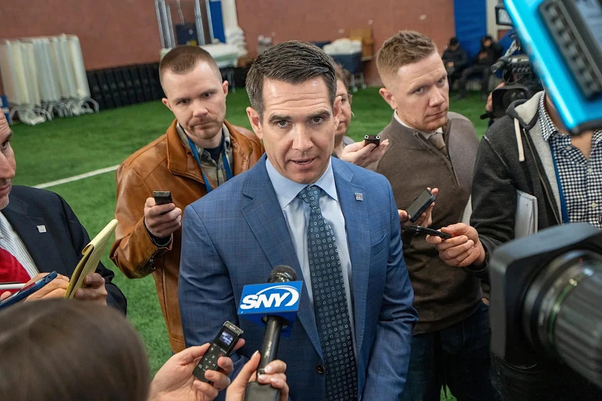 Giants GM pushes back on Saints-Kayvon Thibodeaux trade rumors