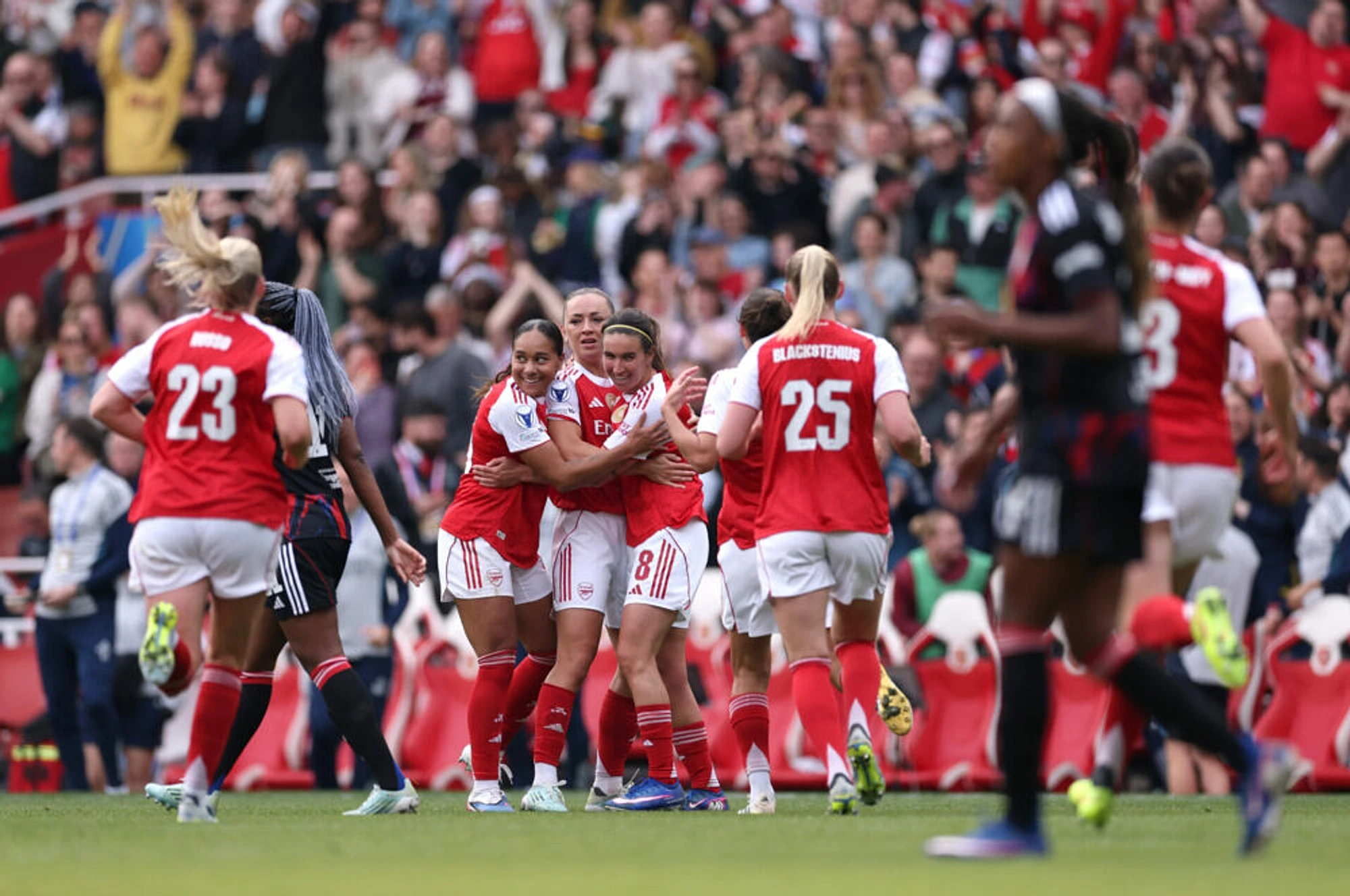 Arsenal comeback shifts Champions League semi-final balance