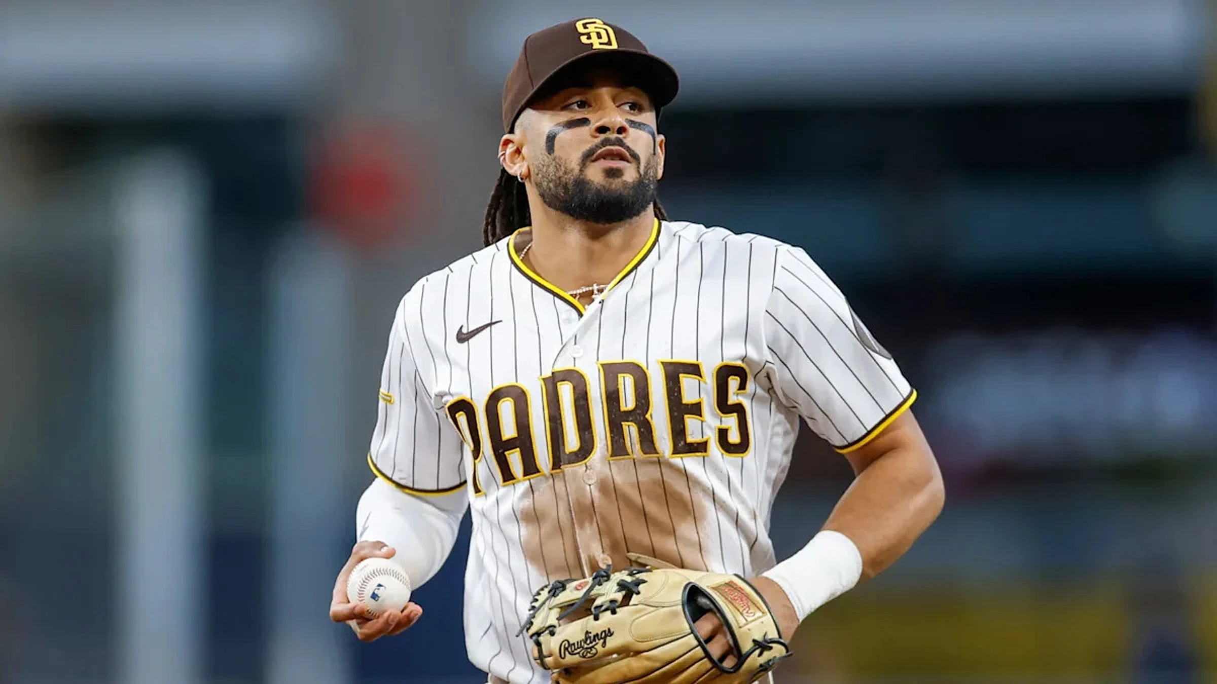 MLB Lineup Report: Fernando Tatís Jr. at second base, Michael Harris II moving up