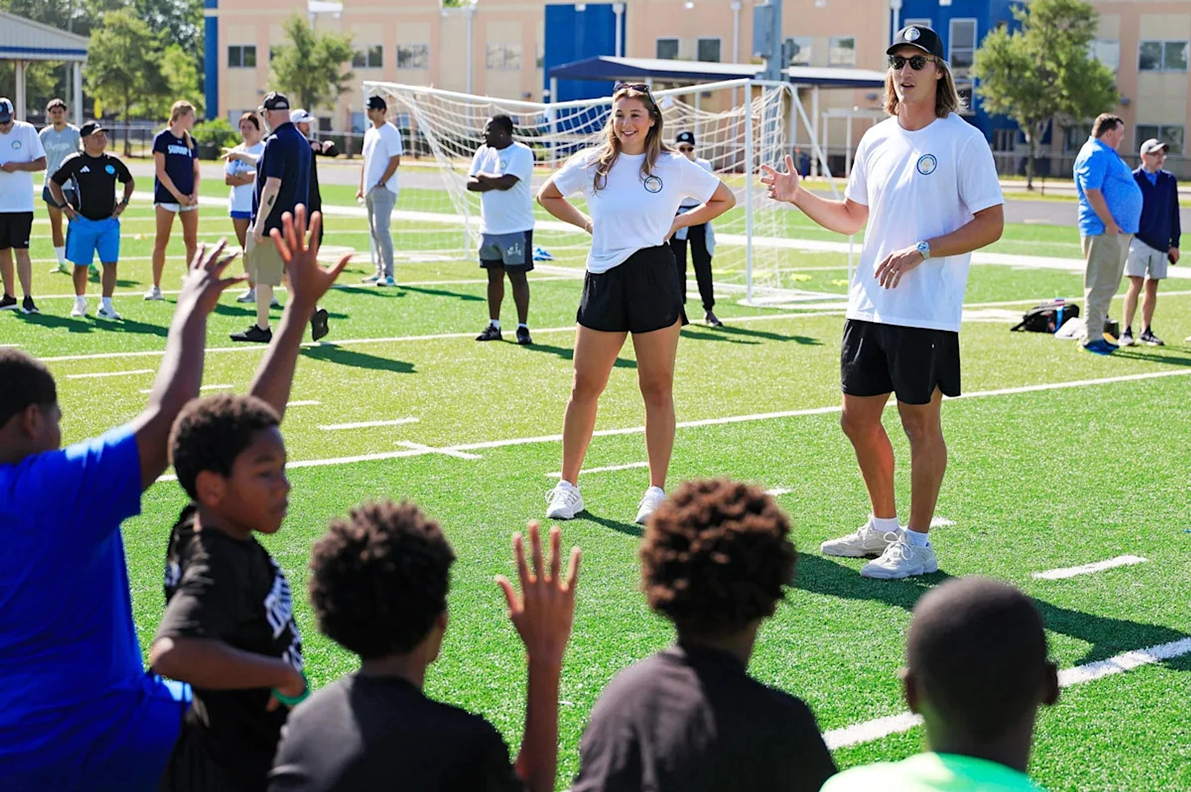Tweets of the week: Sunshine Camp, jersey numbers, and more