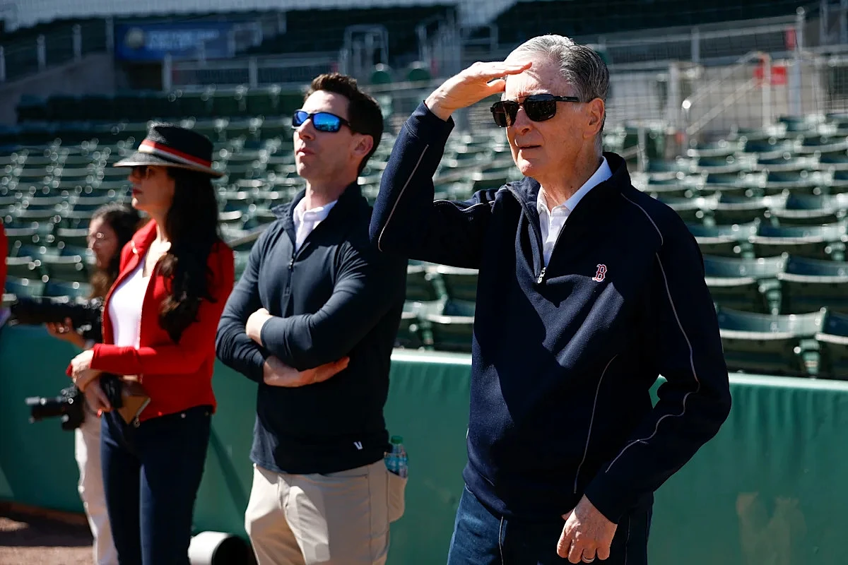 Plane flies above Fenway Park urging Red Sox to fire Craig Breslow, sell the team