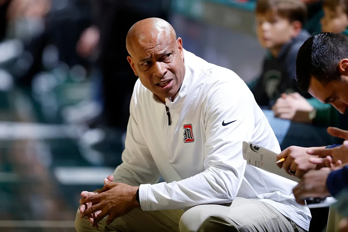 Detroit Mercy men's basketball banned from next year's postseason for academic reasons