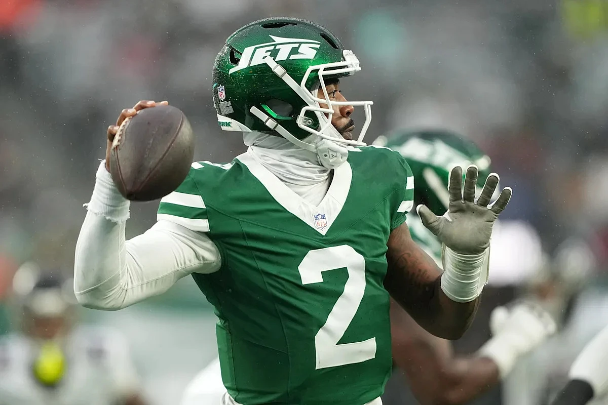 Packers sign 15-year vet Tyrod Taylor to compete for backup quarterback job