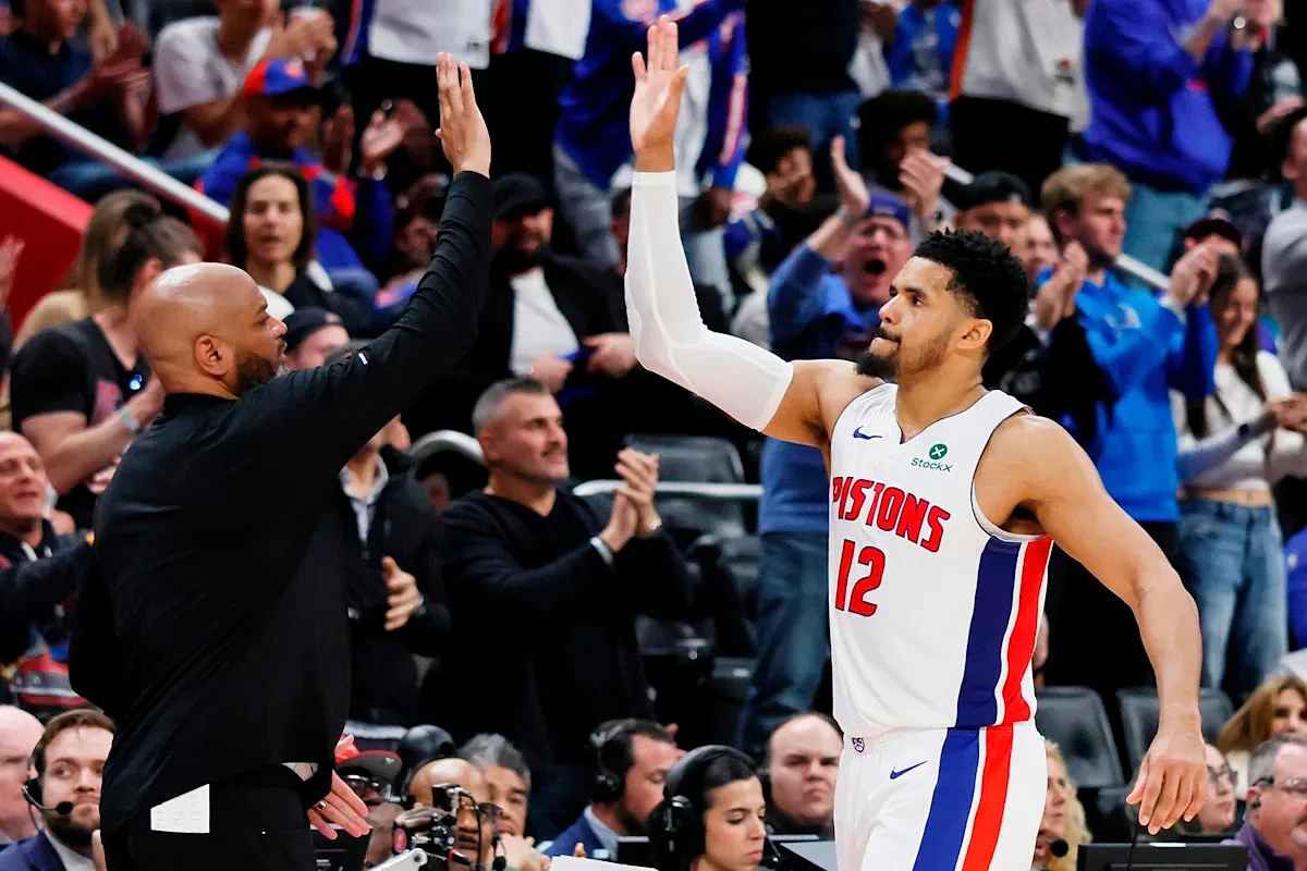 Detroit Pistons announce extension with coach J.B. Bickerstaff