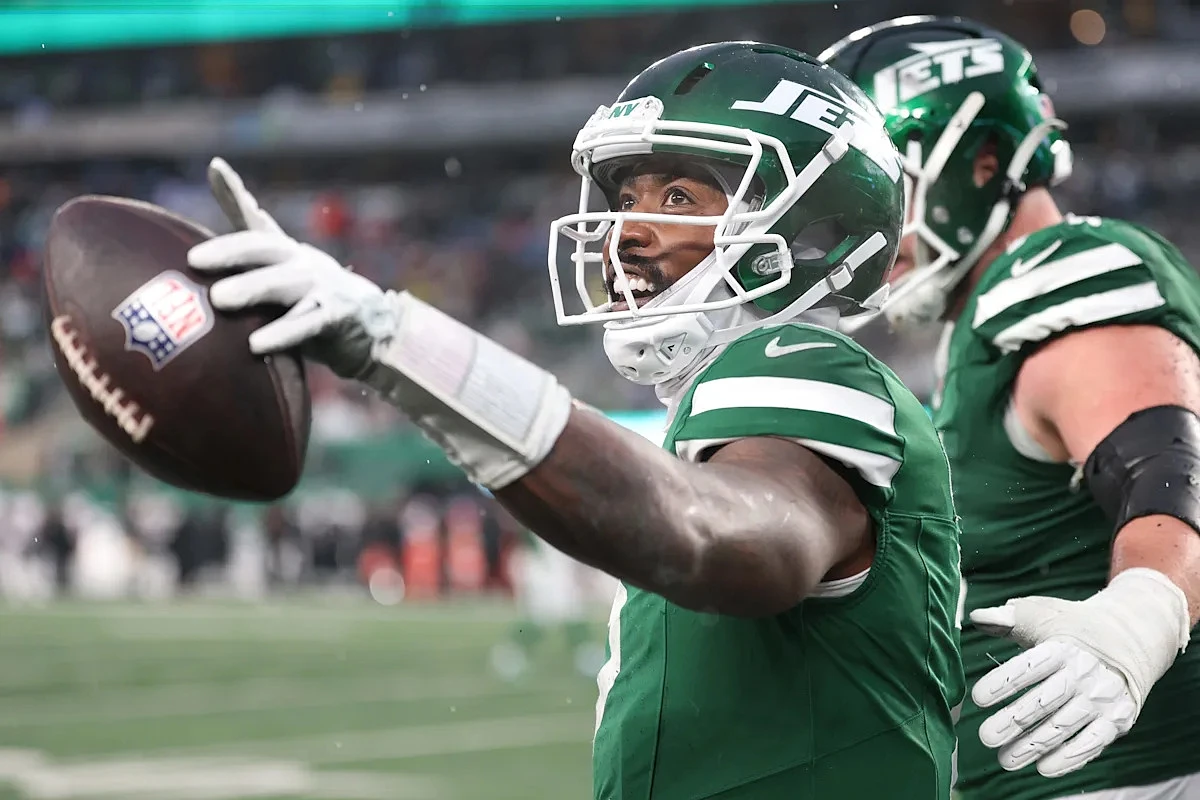 Green Bay Packers land perfect candidate to back up Jordan Love