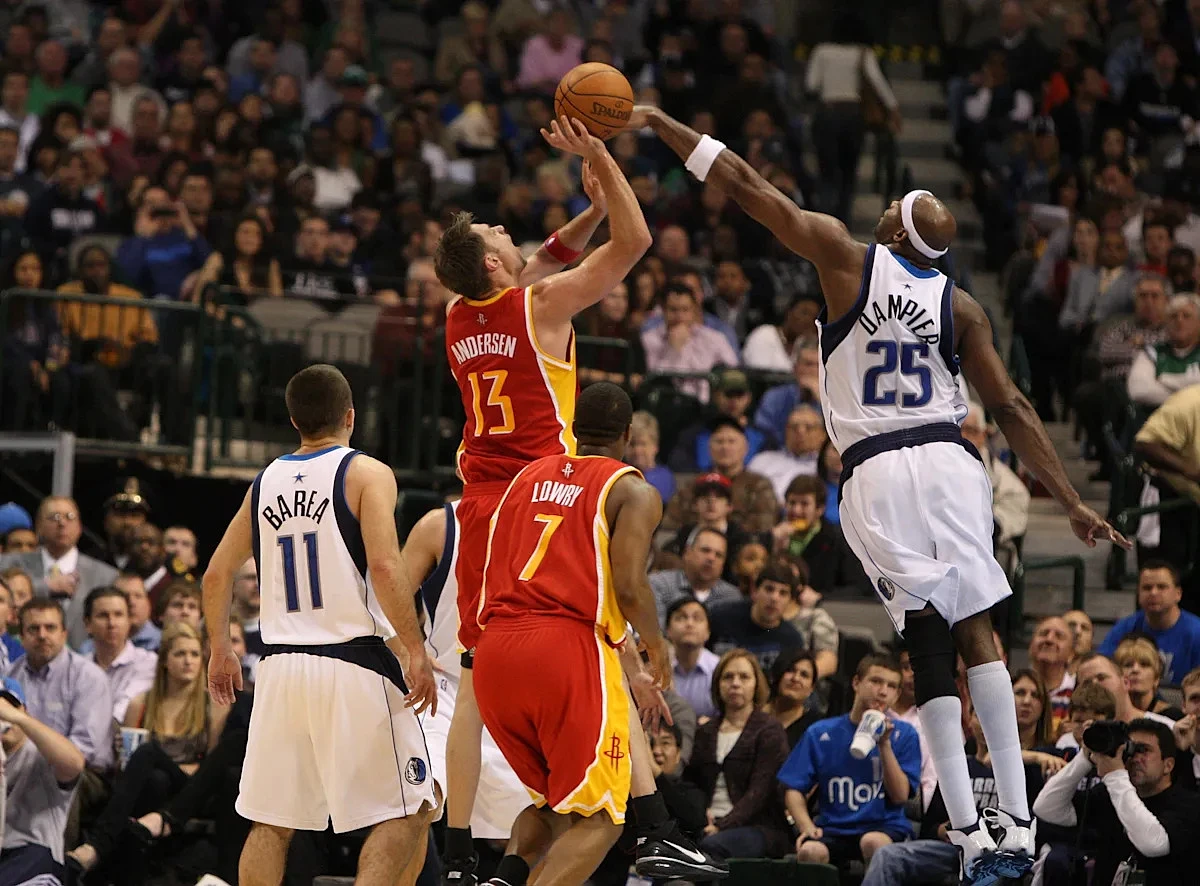Houston Rockets jersey history No. 13 - David Andersen (2009-10)