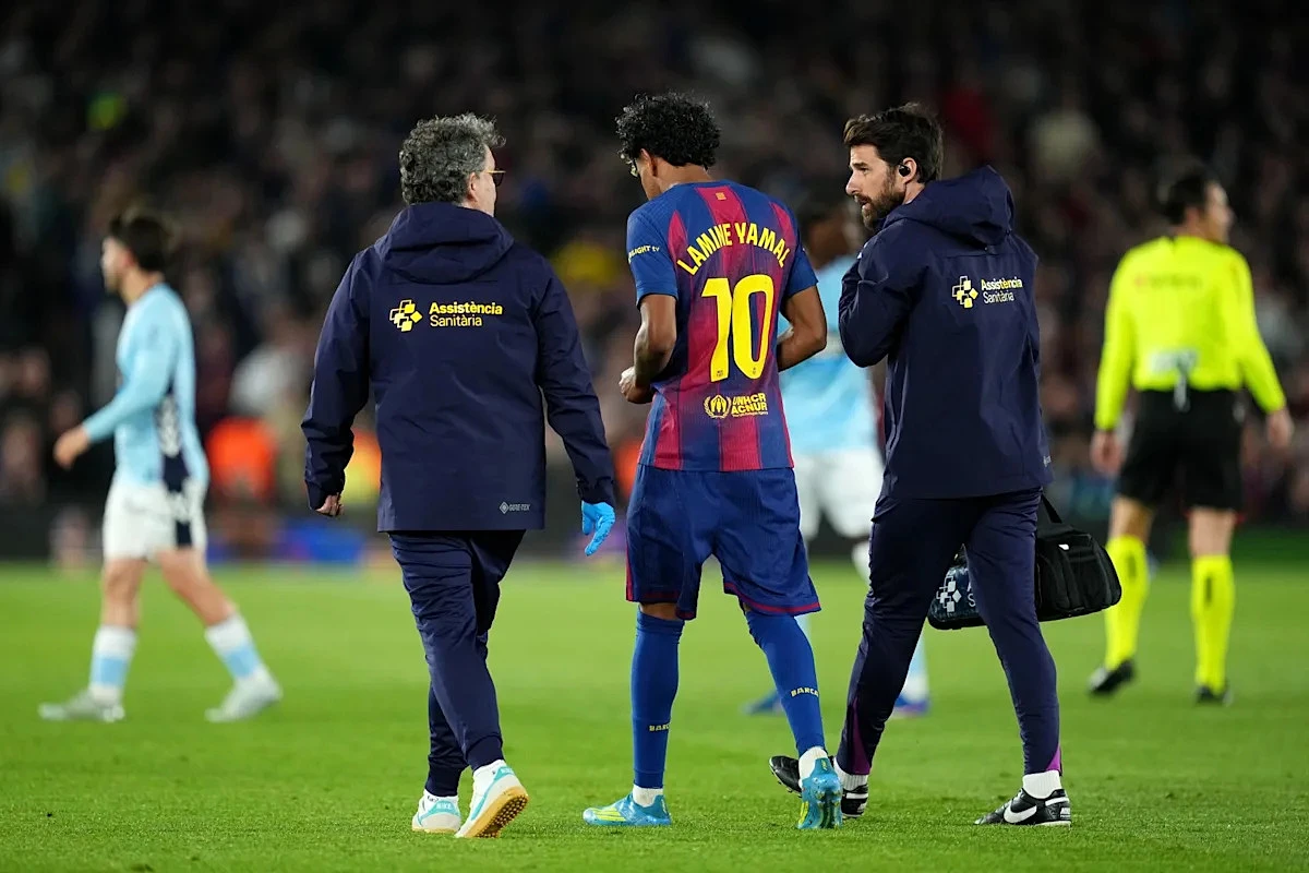 Barcelona superstar begins training on grass with FIFA World Cup as his target