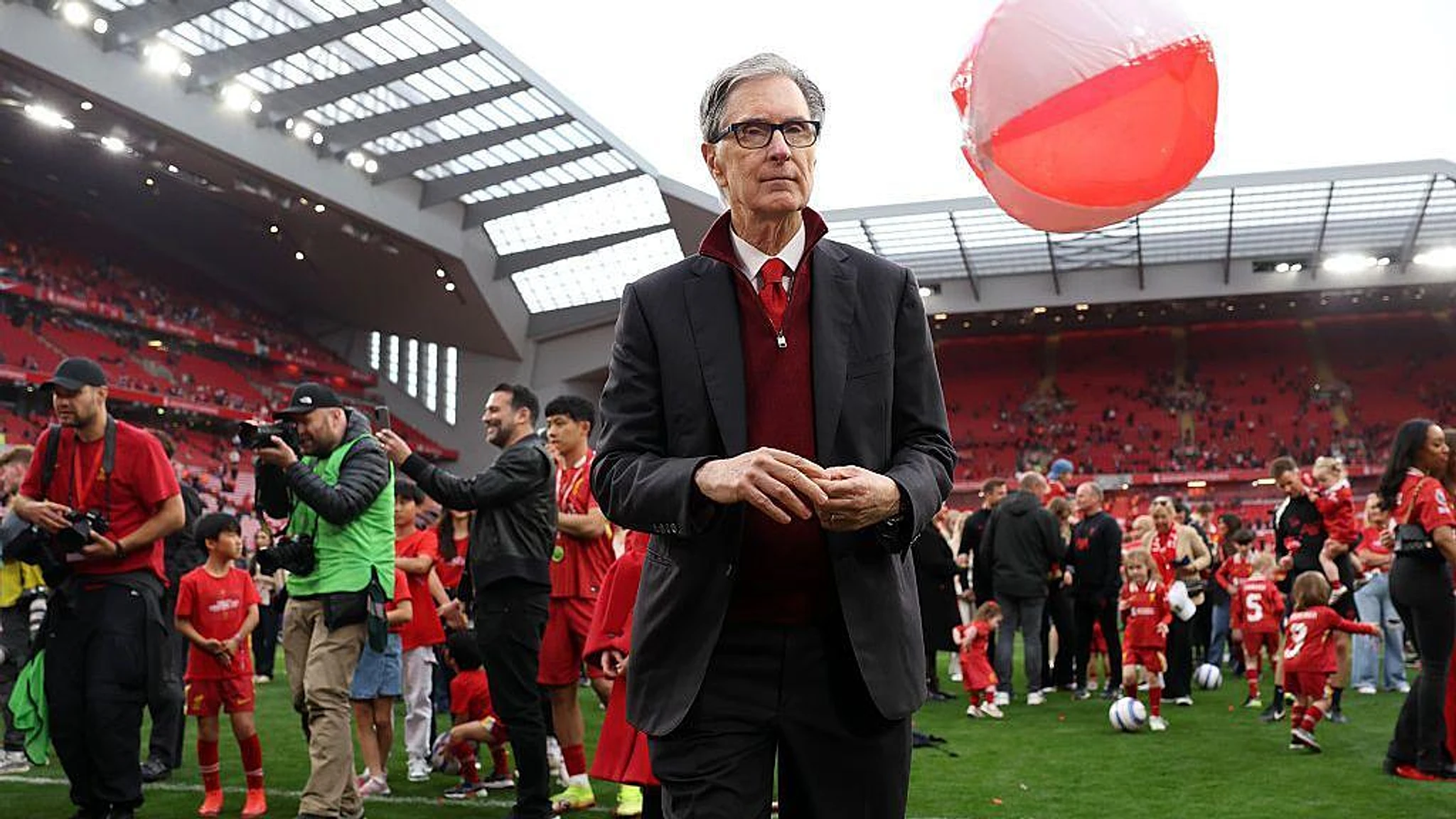 'Don't settle for mediocrity' - Henry