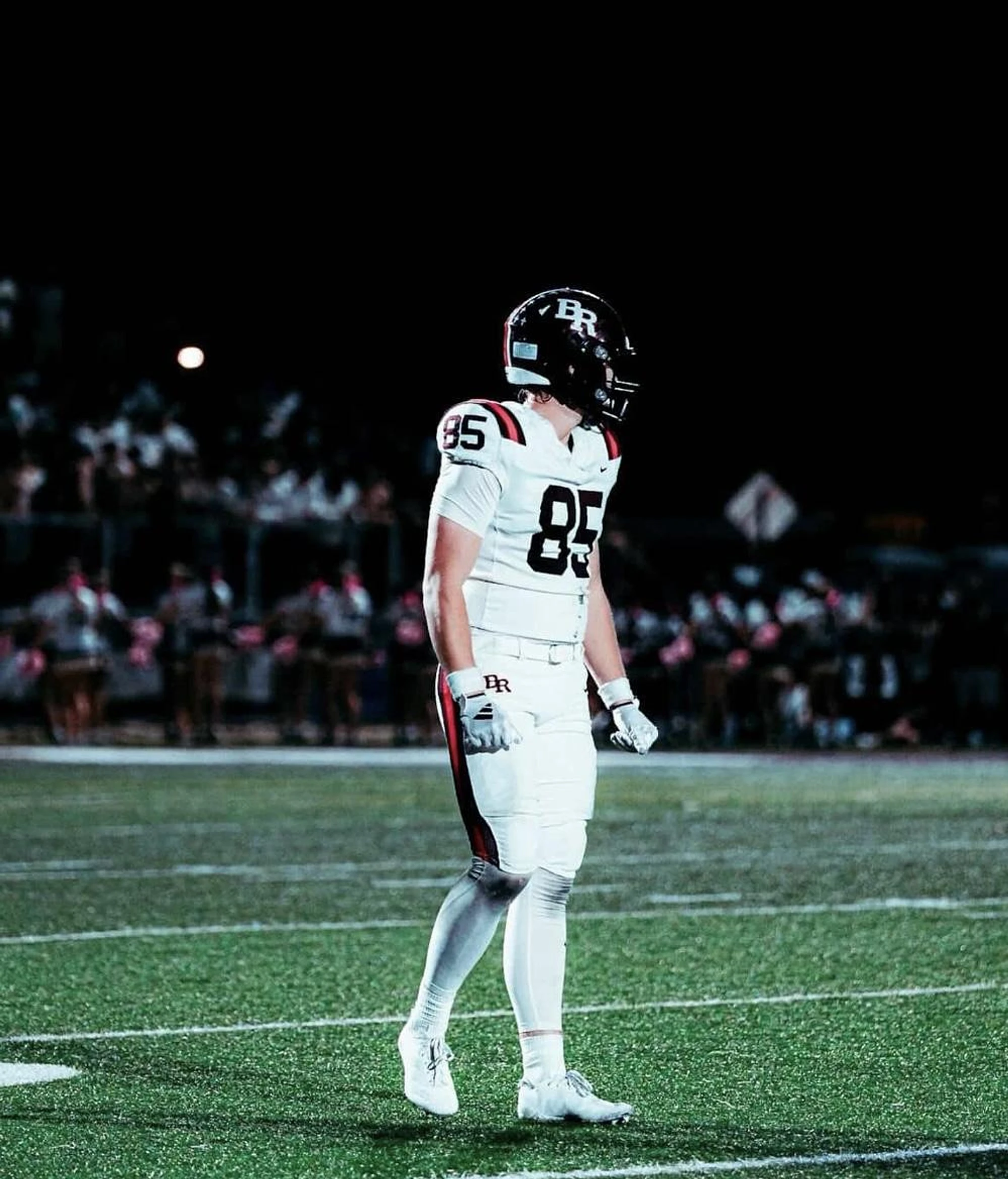 Michigan Football is ‘very high’ on the list of this 4-star Chicago TE