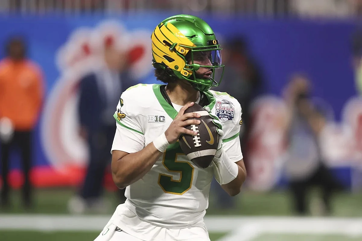 Dolphins select franchise QB in new mock for 2027 NFL draft