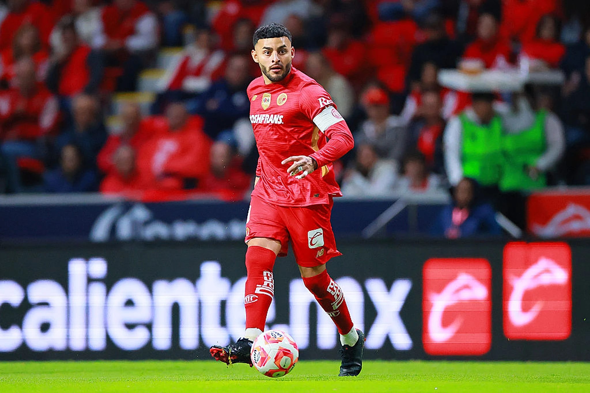 ¡Row in Mexico! Toluca get Vega and Gallardo for Concachampions