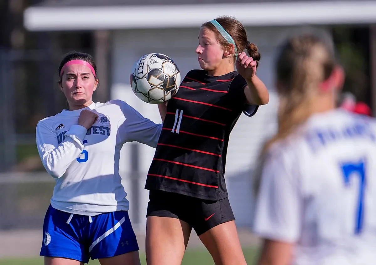 Green Bay area high school sports results for Tuesday, May 5