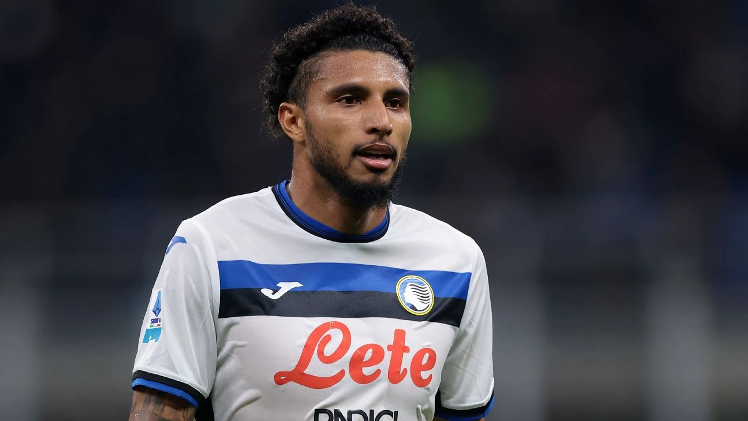 Transfer rumors, news: Man United, Atlético eye At...