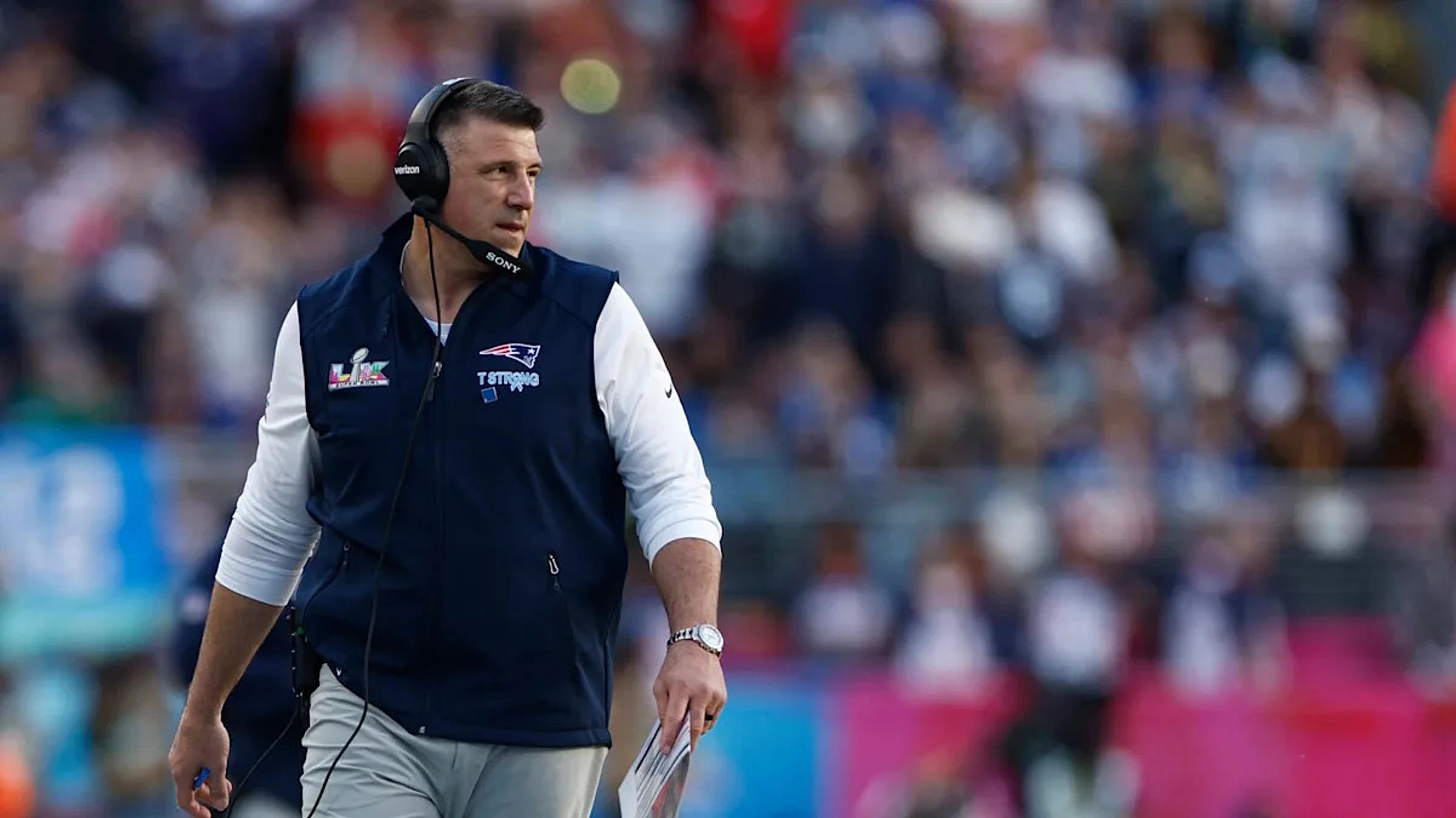 On Kalshi, Mike Vrabel's chance of being Patriots coach as of Week 1 is down to 64 percent