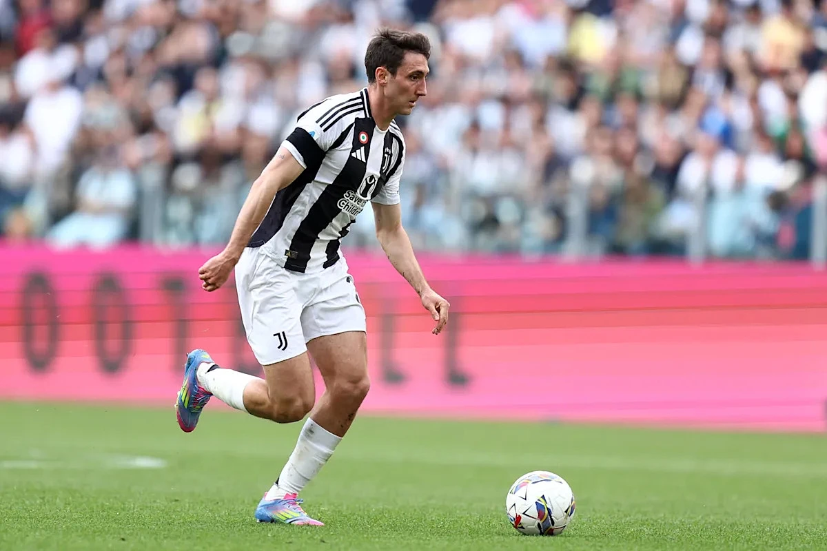 Liverpool Make Enquiry for Versatile Full Back as Robertson Succession Plan Emerges