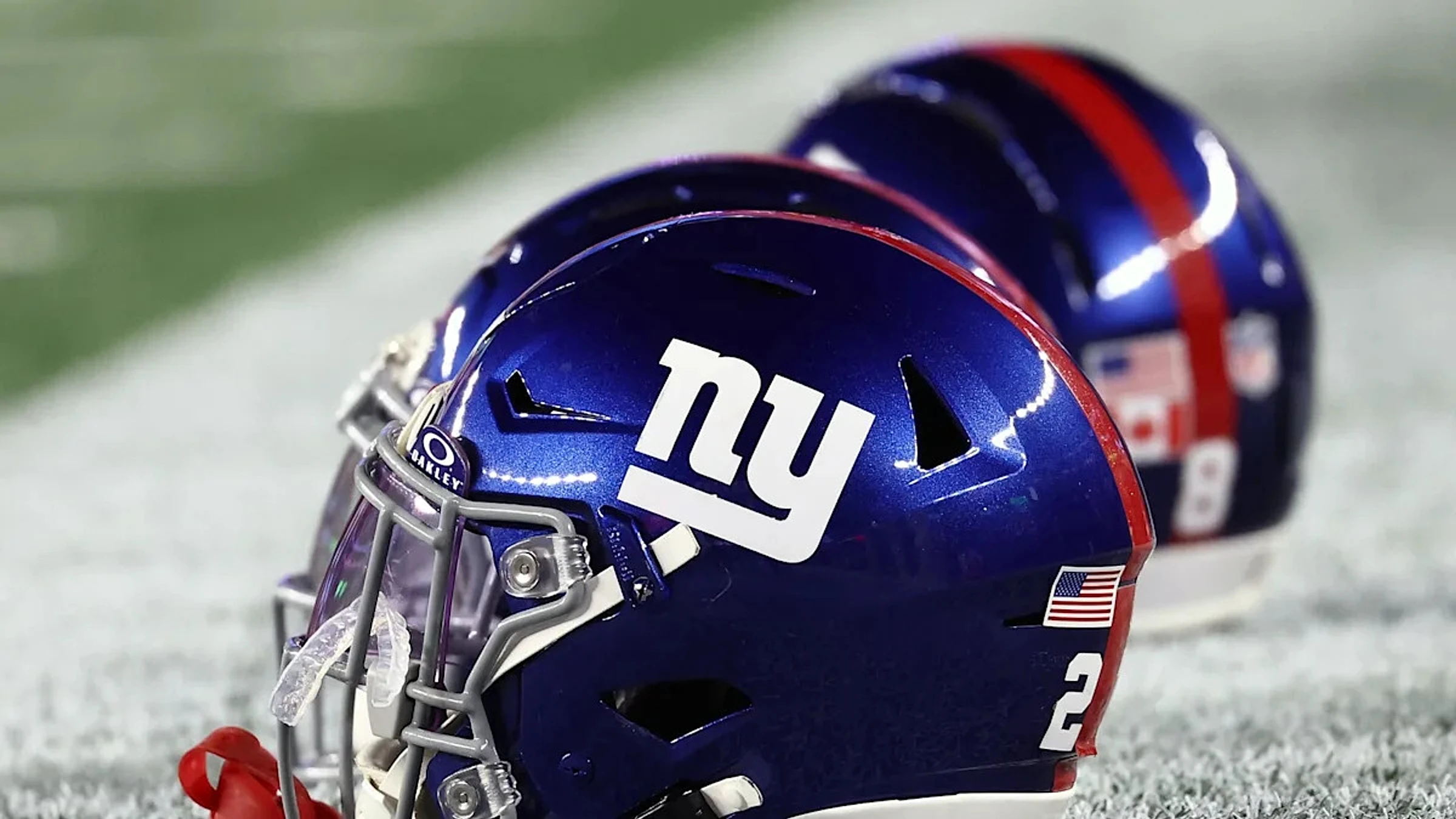 Giants sign four draft picks, six undrafted free agents