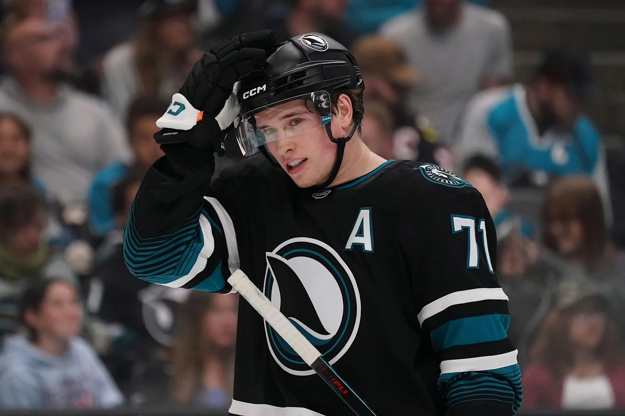 Macklin Celebrini omission ‘highway robbery’ after Hart Trophy finalists reveal