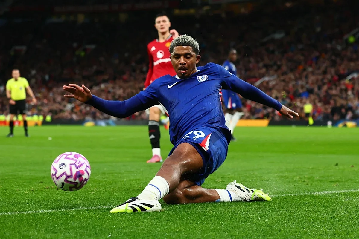 Report: Arsenal and Spurs set to battle over £52m Serie A defender