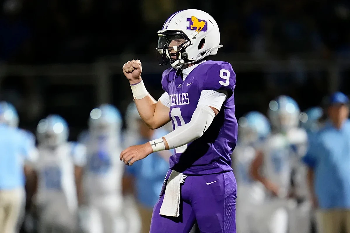 RJ Day, son of Ohio State football coach Ryan Day, commits to Northwestern