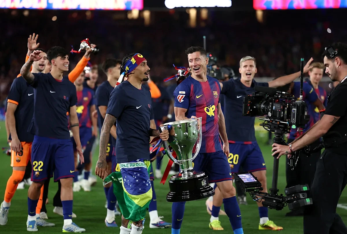 🥐 Barça rule La Liga, Nico concern... 5️⃣ stories to start Monday